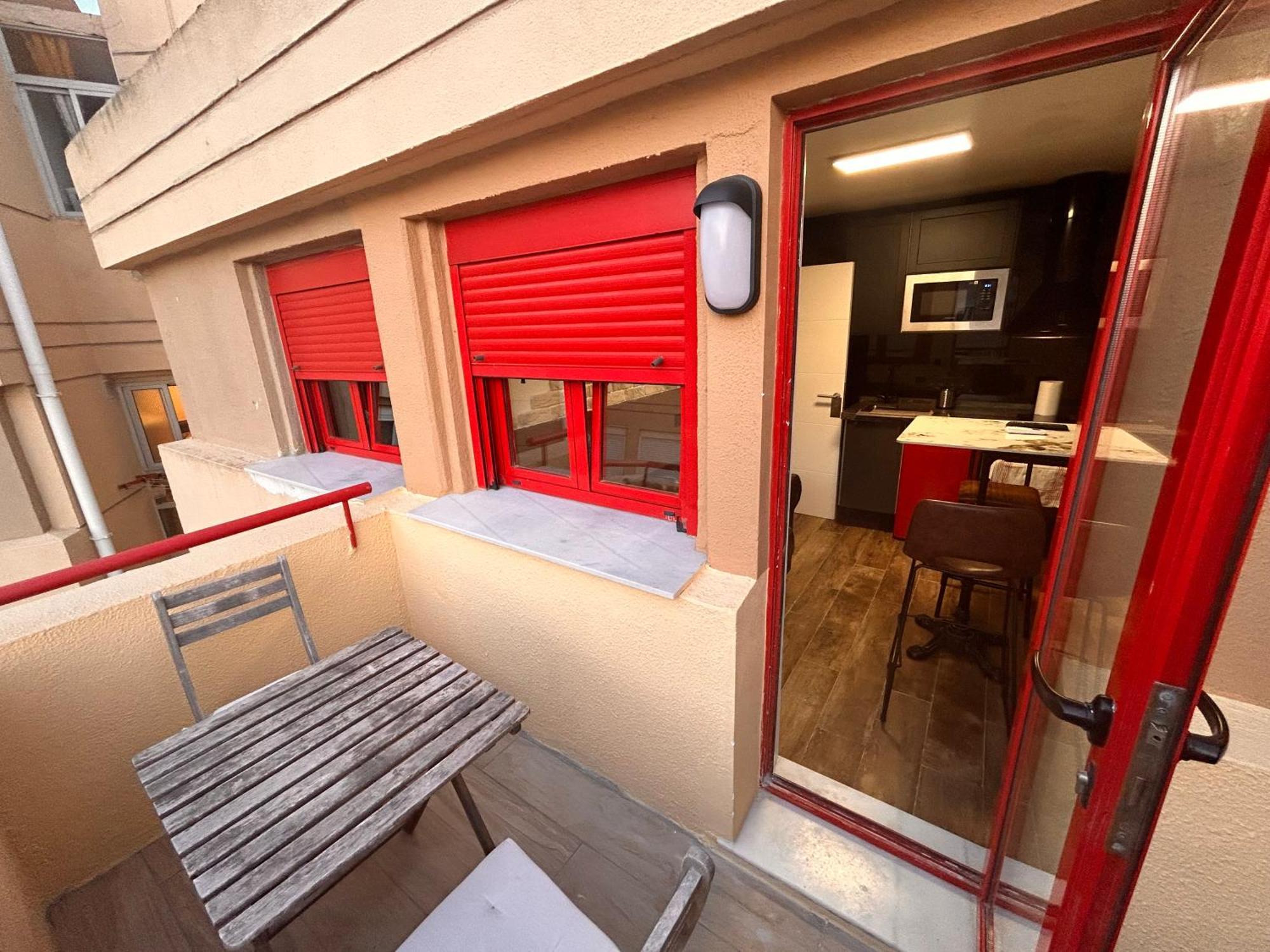 La Línea de la Concepción Monkey Room מראה חיצוני תמונה